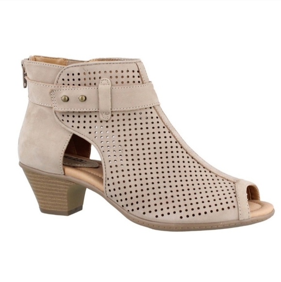 earth intrepid bootie